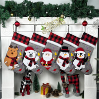 Chaussettes de Noël personnalisées en polyester brodé rouge et blanc de 18 pouces, motif 3D en flanelle, Père Noël, renne, ours polaire, pingouin, bonhomme de neige, cheminée