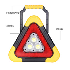 CLD-YF65 Triangle de signalisation de sécurité solaire à LED IP65 pour montage au sol – Produit d'avertissement routier - Product Image 4