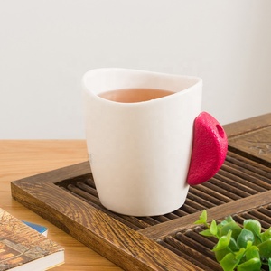 Wholesale Creative Gift 11OZ Ceramic Mat White Resin Handle Cup Special <strong>Climbing</strong> Holder <strong>Mug</strong> for Sports - Product Image 4