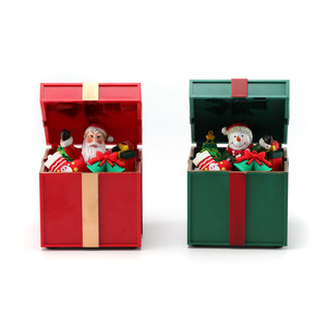 Decoraciones navideñas, escaparates navideños, decoraciones para escenas, cajas de regalo iluminadas, bolsas de regalo, cajas musicales y otras decoraciones. - Product Image 5