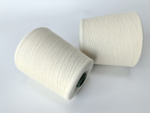 Fil de <span class=keywords><strong>coton</strong></span> <span class=keywords><strong>Pima</strong></span> texturé compact peigné <span class=keywords><strong>à</strong></span> longues fibres Ne21 100% écologique naturel style fantaisie pour le tricot et le tissage - Product Image 5