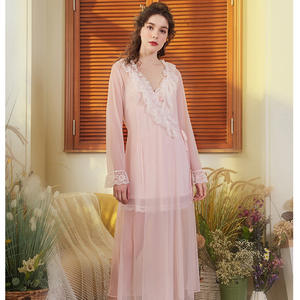 Nouvelle femme Style français <span class=keywords><strong>princesse</strong></span> chemise de nuit chemise de nuit Sexy Patchwork dentelle longue vêtements de nuit maison robe rayonne vêtements de détente - Product Image 4