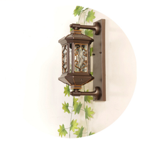 Lampe murale extérieure rétro imperméable de style européen avec aluminium et verre pour balcon, couloir, entrée et cour