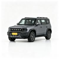 Je tour Traveler 2.0t SUV d'occasion 2024, état neuf, automatique, transmission intégrale, conduite à gauche, pneus R19, émission Euro VI, intérieur cuir foncé