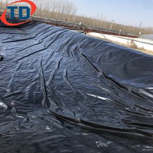 จีโอเมมเบรนสำหรับฝังกลบหลุม1มม. 2มม. HDPE บ่อเลี้ยงปลาซับในเขื่อนกันซึมกันน้ำ1.5มม. - Product Image 3