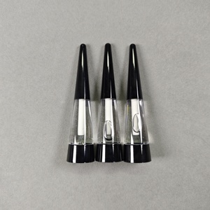 Label Privé Instant Maximum Extreme Lip Plumper Expert - Product Image 5