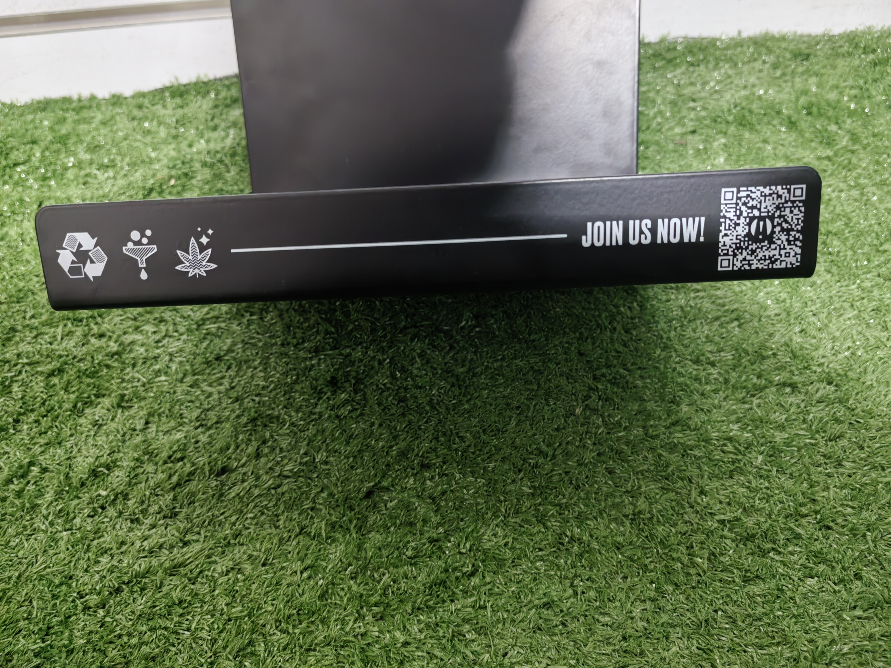 Small L-shaped Metal Display Rack with a Black Finish, Snack Counter Top Stand with 3 Hooks for Retail Shops. — view 6