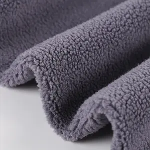 Doppio pennello polar fleece poliestere 180GSM un lato anti-pilling polare del panno morbido lavorato a maglia in pile per abbigliamento giocattolo del bambino e bambino