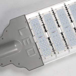 <span class=keywords><strong>Lampadaire</strong></span> <span class=keywords><strong>extérieur</strong></span> en aluminium AC Lampe secteur Circuit imprimé Route urbaine Utilisation <span class=keywords><strong>Ampoule</strong></span> <span class=keywords><strong>LED</strong></span> - Product Image 4
