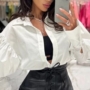 Chemisiers et Blouses Élégants à Manches Évasées et Col Revers Personnalisables OEN pour Femmes – Hauts Blancs Décontractés Style Streetwear - Product Image 2