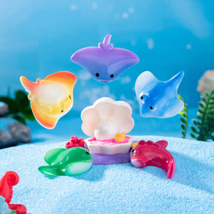 Vente en gros d'ornements en résine de poissons diables colorés, animaux marins artistiques, poissons personnalisés pour micro-paysages et aménagement d'aquariums - Product Image 1