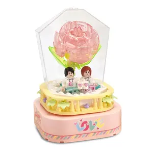2022 Nieuwe Speelgoed Romantische Rose Licht Muziekdoos Bouwstenen Legoes Plastic Bakstenen Kinderen Speelgoed Amazon Heet Verkoop Sembo 601154