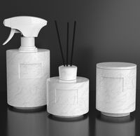 C & H Diffuseur de roseaux en céramique gaufrée de Noël avec bâtonnets Vessel Private Label 100ml Coffret cadeau