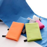 Serviette de plage en microfibre ultra-fine à séchage rapide, rectangulaire, à double face, avec bordure en polaire, fabriquée sur mesure, pour le sport, la natation et le soleil en été