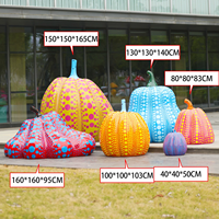 Sculpture de jardin extérieure MUSI Kusama en forme de citrouille à pois de grande taille, pièces décoratives en résine et acier pour aménagement paysager