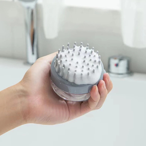 Cepillo de peine para champú, cepillo de pelo con infusión de líquido, masajeador de limpieza de cabeza, masajeador de cuero cabelludo para Baño de mascotas, cepillo exfoliante corporal multifuncional - Product Image 3