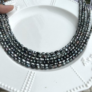 Perlas Tahitianas Keshi de Agua Salada Gris Platino de 3-6 mm, Collar Semiterminado, Super Alto Brillo - Product Image 1