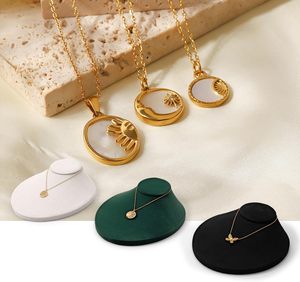 Expositor de Joyería Personalizado de Fábrica, Soporte para Colgantes y Cadenas, Busto de Tela de Gamuza para Collares - Product Image 6