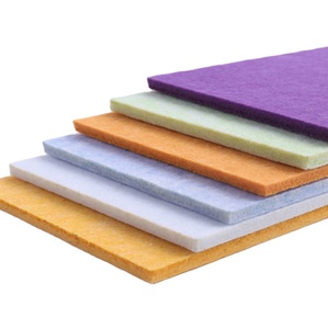 Panneaux acoustiques modernes pour hôtel et appartement, ignifuges, 100% fibre de polyester, 9 mm/12 mm/24 mm (1200-2000 g/m²), NRC 0,9, garantie 1 an - Product Image 1
