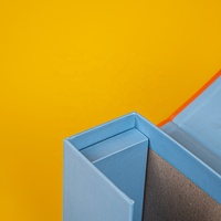 Boîte cadeau rigide en carton avec fermeture magnétique, personnalisée avec logo de marque coloré, haut de gamme, avec poignée