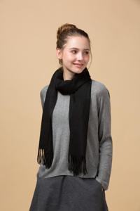 High Quality Customized Wholesale Logo Design Outdoor Fashion Shawls New Winter Warm Thick Cashmere <b>Scarves</b> <b>Women</b> <b>Scarf</b> - Product Image 2