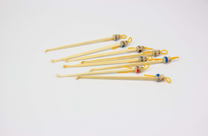 Tête de poupée en <span class=keywords><strong>bois</strong></span>, cuillère d'oreille en <span class=keywords><strong>bois</strong></span>, <span class=keywords><strong>cure</strong></span>-oreille, promotion, fournisseur chinois - Product Image 2