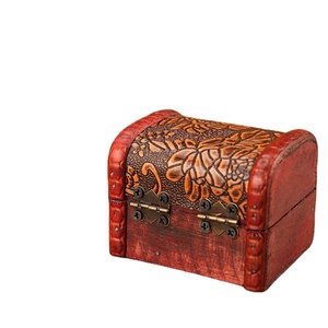 Small Handcrafted Antique European Retro Style Classic Storage Wood Jewelry Treasure Box