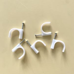 Clip de câble <span class=keywords><strong>en</strong></span> plastique Clou <span class=keywords><strong>en</strong></span> acier 100pcs PE Clip de serrage de câble largement utilisé pour serrer le fil - Product Image 3