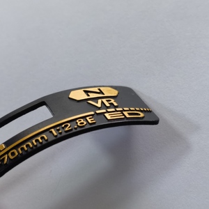 بيع المصنع مباشرة الألومنيوم الحرفية المعدنية المجوفة محفور الليزر تسمية التعبئة والتغليف المعدنية - Product Image 5