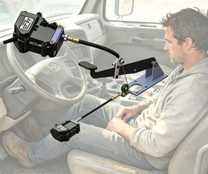 Système de freinage d'urgence automatique AEB pour la prévention des collisions et le remorquage avec pédale de frein filaire - Product Image 1
