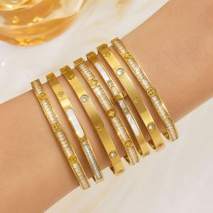 Bracelet en acier inoxydable 316L plaqué or 18 carats PVD |   Bracelet pour femme imperméable et résistant au ternissement |   Bijoux haut de gamme fabriqués aux États-Unis - Product Image 6