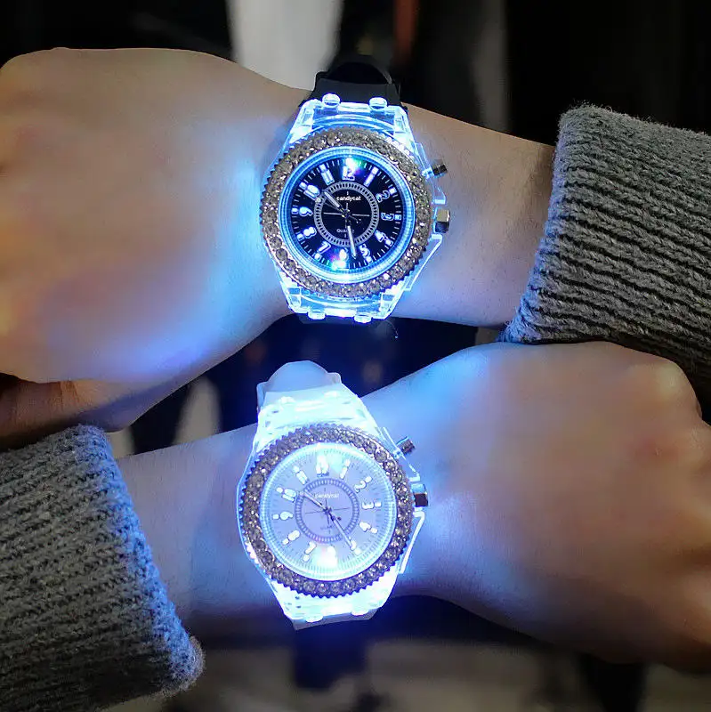 Damen Strass LED Big Dial Quarzuhr Luminous Fashion Handgelenk Frauen Männer Kinder uhr