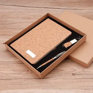 Kit selamat datang gabus ramah lingkungan ide baru 2024 barang promosi Notebook pena kayu Set hadiah bisnis perusahaan Vip karyawan