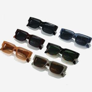 Lunettes de soleil de conduite carrées UV400 couleur gelée, style punk, vintage, de luxe, personnalisables avec logo, pour hommes et femmes, collection 2025 - Product Image 4