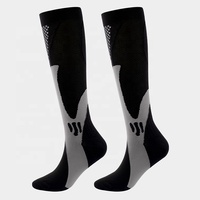 Chaussettes de compression de sport professionnelles anti-microbiennes, hauteur genou, 20-30 mmHg, personnalisables en gros