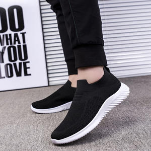 Zapatillas deportivas de malla transpirables y ligeras para hombre, estilo casual y moderno, ideales para el verano. - Product Image 2