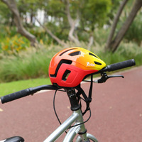 Casque de vélo décontracté confortable, réglable pour hommes et femmes, avec 11 évents, protection de sécurité durable, sports de plein air