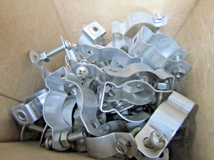 Plc 41) New Bl1420ss4 Stainless Steel Size 2 Rigid/emt Conduit <strong>Hanger</strong> 1" <strong>Lot</strong> <strong>of</strong> 41 Warranty Product - Product Image 1
