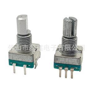 Codificador Rotatorio Leixin EC11, 11 Resoluciones, Ranurado, Orientación Vertical, con Interruptor y Terminales - Product Image 1