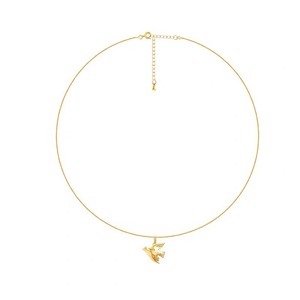 Serie 'Ode alla Libertà': Collana con Ciondolo Miniatura di Stella, Luna e Colomba in Oro 18k Stile Greco Antico - Product Image 1