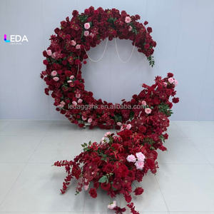 Arche de fleurs artificielles en forme de lune pour décoration de mariage, vente en gros par LEDA Factory - Product Image 1