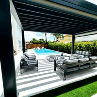 Pergola bioclimatique motorisée en aluminium, écologique, durable, avec système de drainage, pour terrasse extérieure.