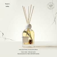 Coffret Cadeau d'Aromathérapie Sans Flamme aux Fleurs Séchées 180ml – Diffusion de Parfum Sans Feu pour Chambre, Hôtel, Maison ; Utilisation 30-60 Jours