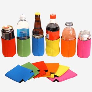 Refroidisseurs de canettes pliables en néoprène personnalisables avec logo ou message pour créer des cadeaux promotionnels/objets publicitaires mémorables - Product Image 2