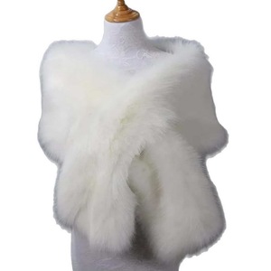 Châle en fausse fourrure pour femme, châles <span class=keywords><strong>et</strong></span> étoles de luxe en fausse fourrure pour robes de soirée, étole en fausse fourrure pour mariée <span class=keywords><strong>et</strong></span> demoiselle d'honneur - Product Image 6