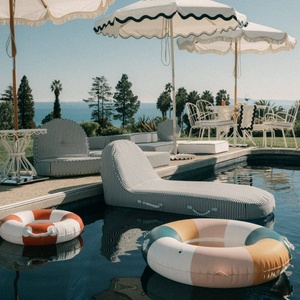 Chaise longue de piscine pour bronzer, chaise longue de plage luxueuse avec revêtement en PVC résistant aux perforations et tissage en coton imperméable. - Product Image 2