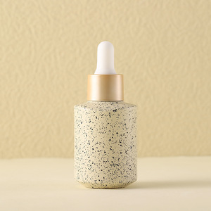 Botella de Vidrio Cilíndrica con Gotero Ecológica de Alta Calidad para Envasado de Suero para el Cuidado de la Piel y Aceites Esenciales, Pedido Mínimo de 100 Piezas - Product Image 1