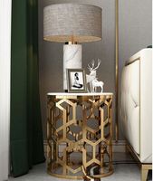 Nouvelles tables basses de style moderne avec plateau rond en marbre de luxe