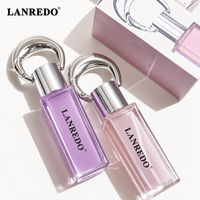 Botol Parfum Kaca Kecil Portable Desain Baru 10ml 20ml 30ml Persegi Kosong dengan Gantungan Kunci
