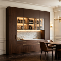 Meuble bar sur mesure avec portes vitrées, tiroirs LED, crédence effet marbre, porte-bouteilles sans poignée, rangement vin, OEM ODM